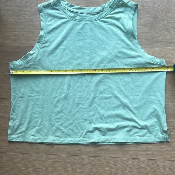 All In Motion Cropped Tank - Picture 7 of 7